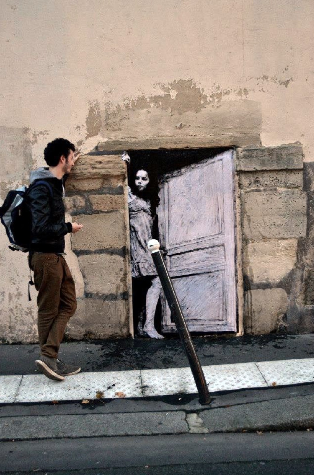 40 Street Artists Making Use of the Space